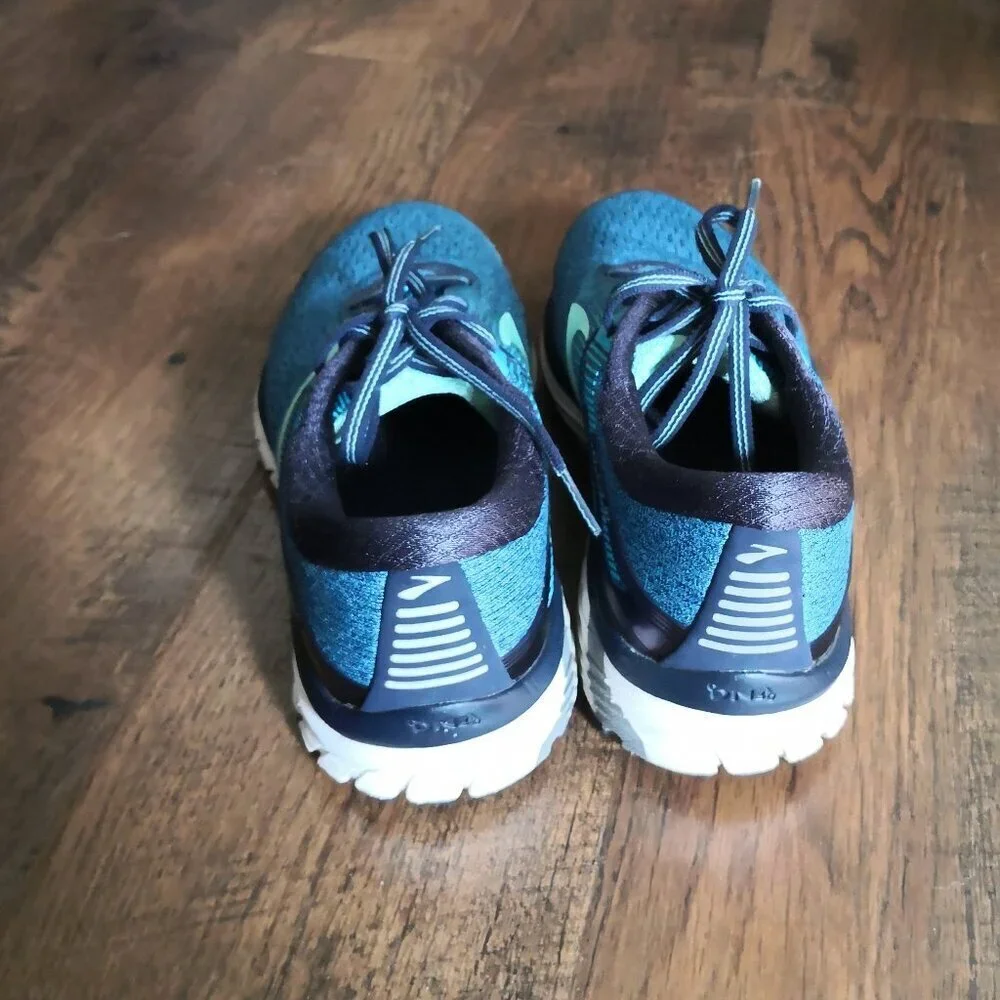 Brooks Adrenaline GTS 18‎ Lace Up Road Running Shoes Women's US 9 Wide